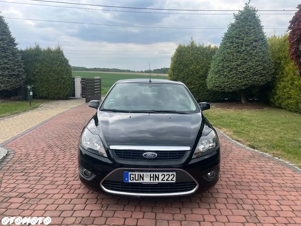 Ford Focus Coupe-Cabriolet 2.0 16V Black Magic - 2