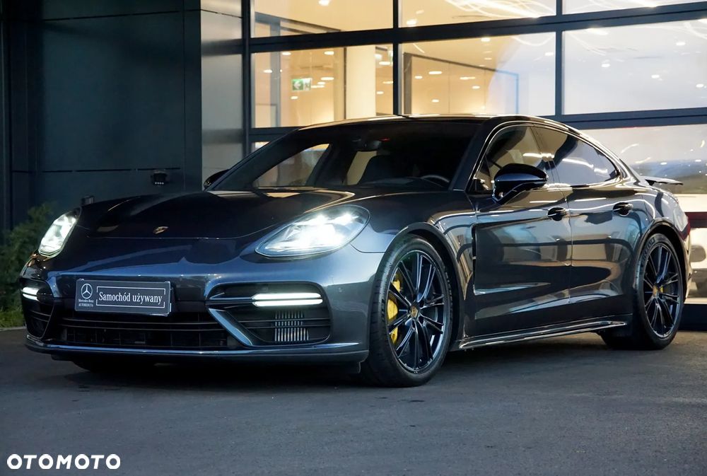 Porsche Panamera Turbo - 3