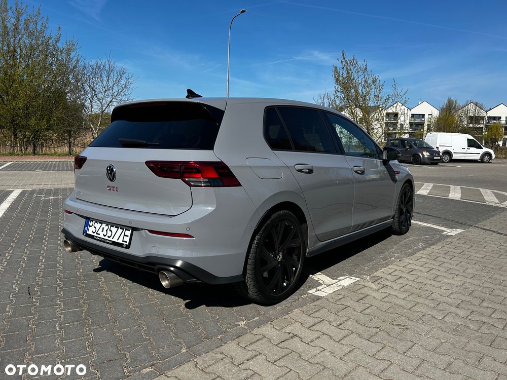 Volkswagen Golf 2.0 TSI GTI DSG - 3