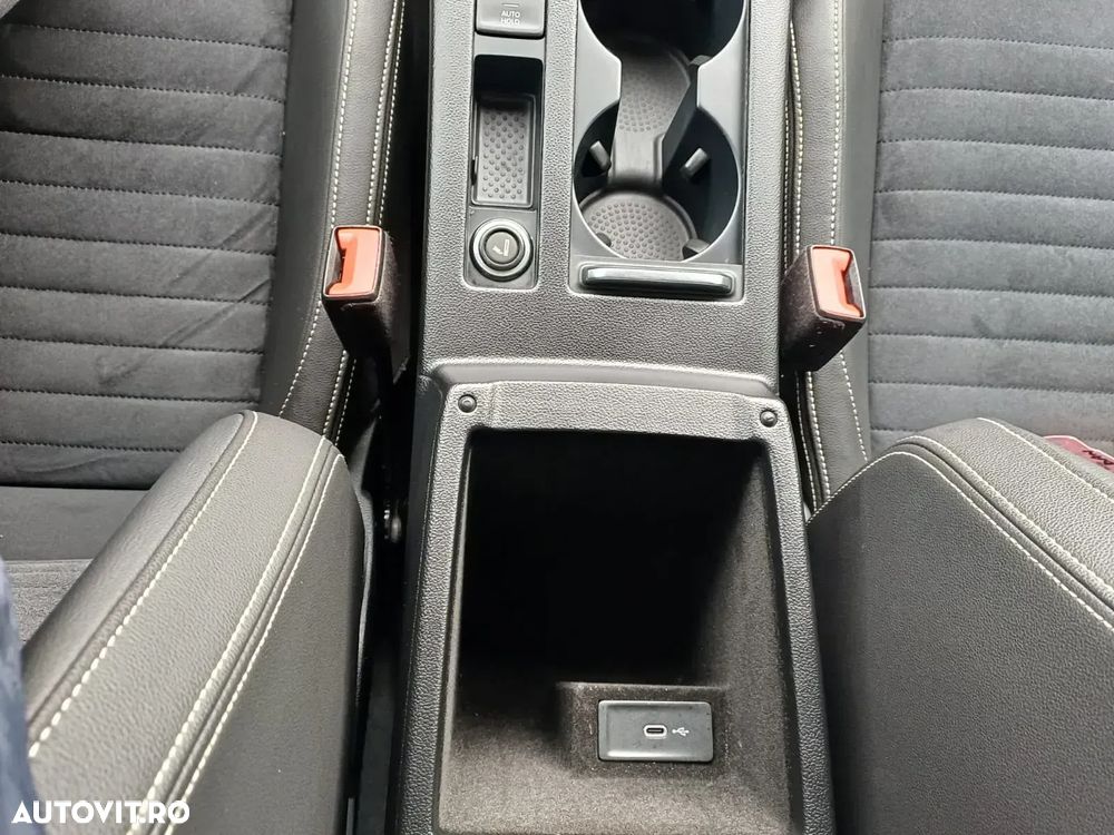Volkswagen Passat 2.0 TDI DSG Highline - 22