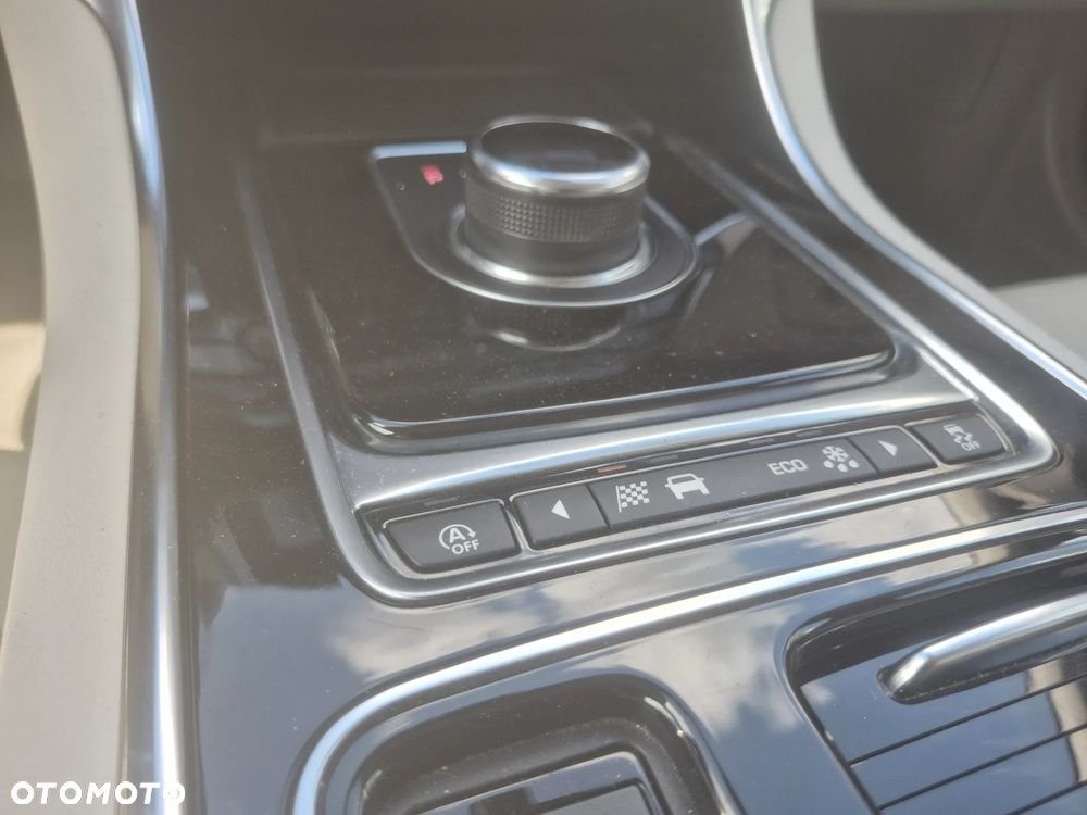 Jaguar XE 2.0 T Pure - 16