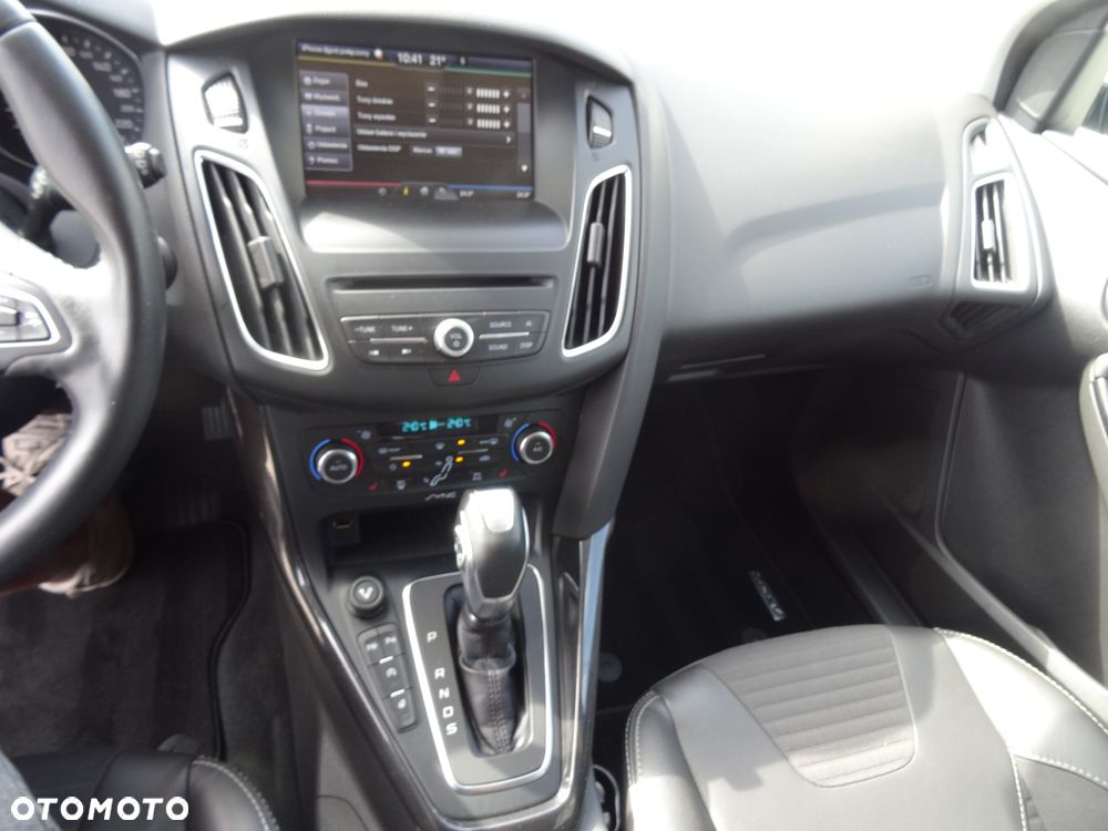Ford Focus - 12