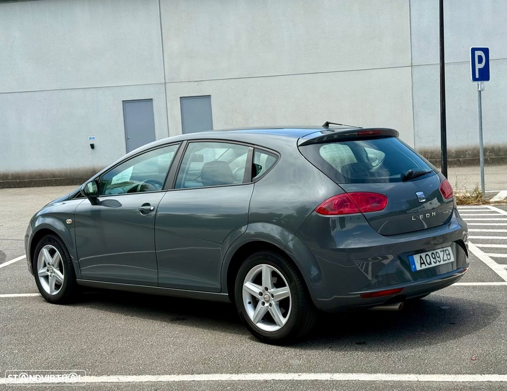 SEAT Leon 1.6 TDI DPF E-Ecomotive Style - 10