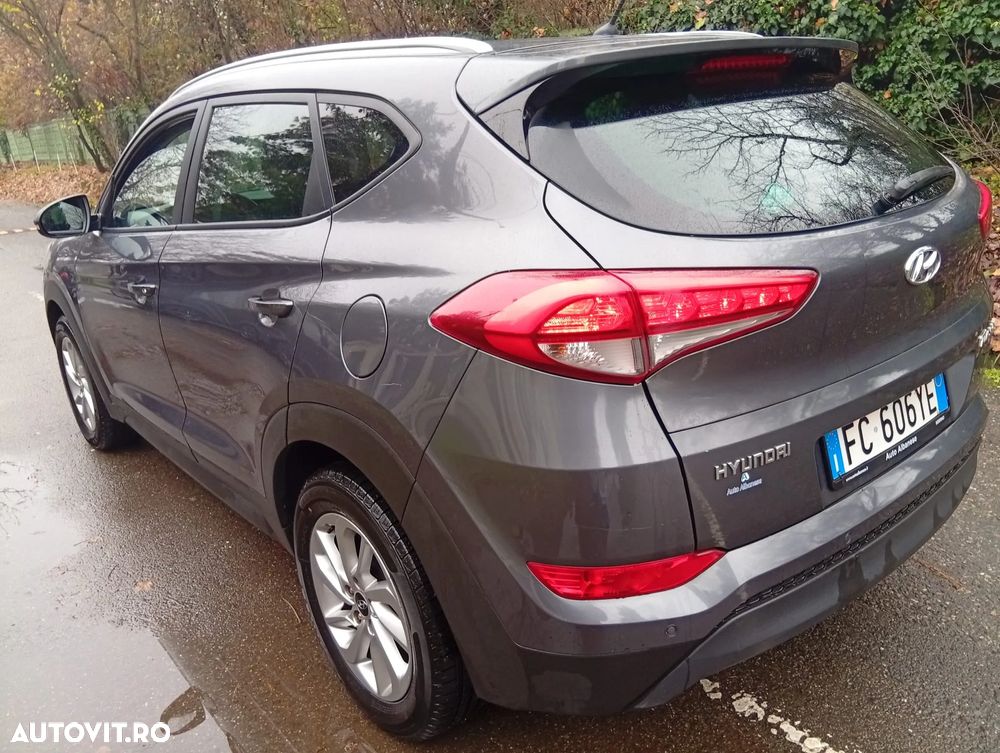 Hyundai Tucson - 4