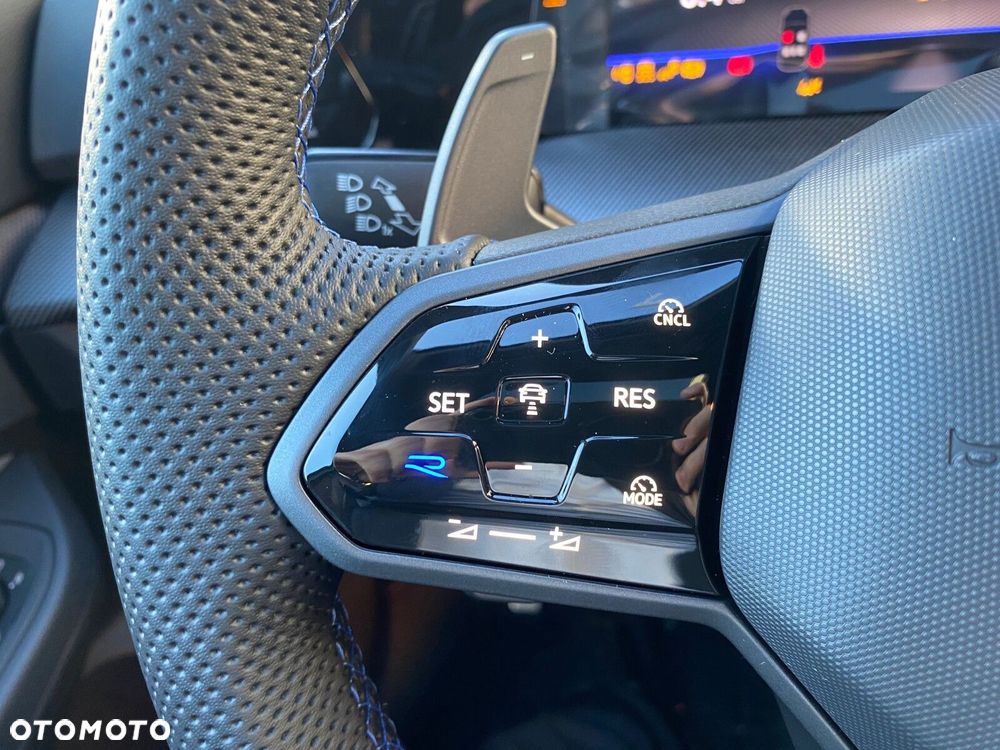 Volkswagen Golf - 18