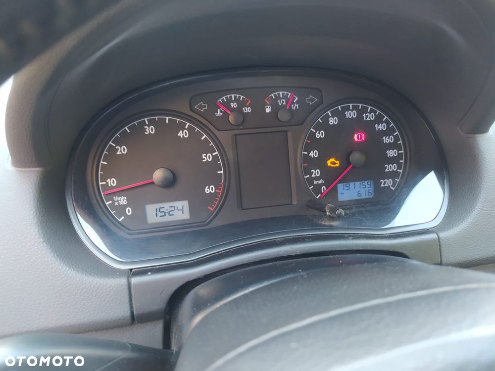 Volkswagen Polo 1.4 FSI Highline - 8