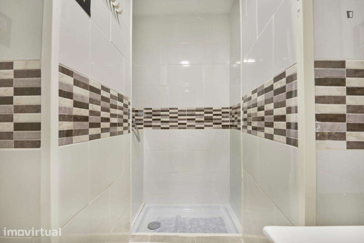 Quarto - localizado em Arroios Lisbon - Grande imagem: 2/34