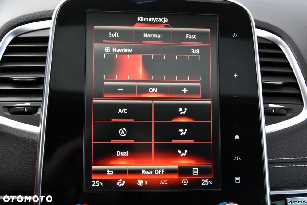 Renault Espace 1.6 dCi Energy Initiale Paris EDC - 32