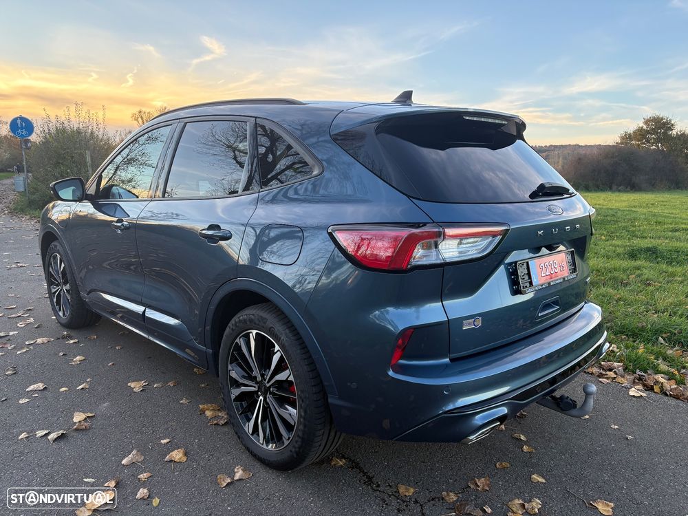 Ford Kuga 2.5 Duratec PHEV ST-LINE X - 2