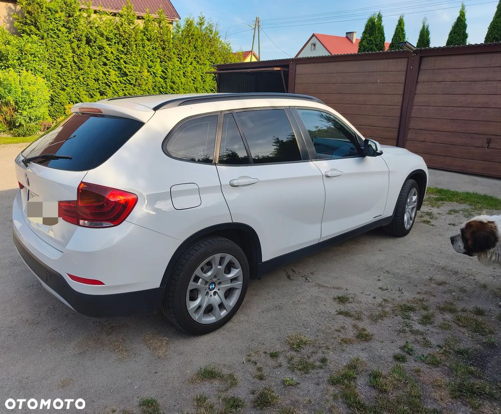 BMW X1 xDrive18d - 10