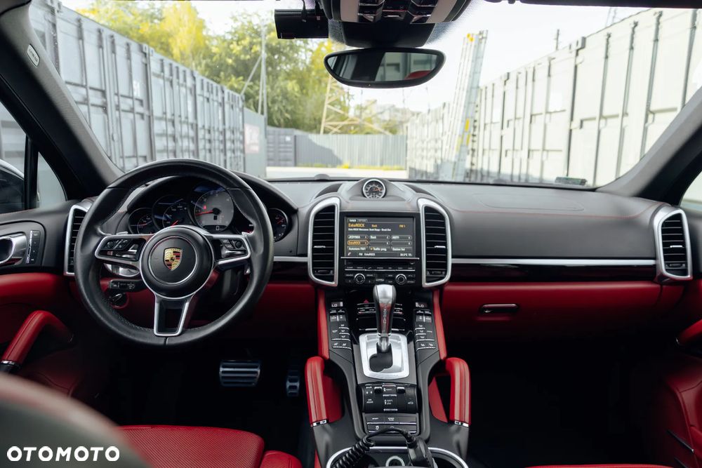 Porsche Cayenne S Diesel - 16