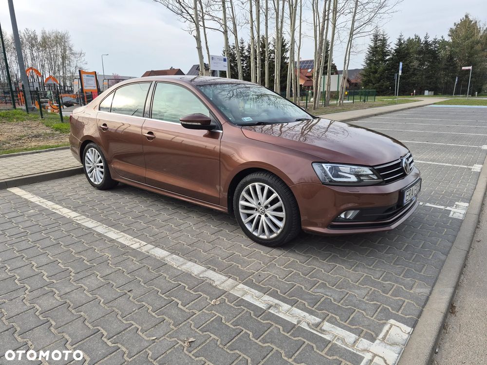 Volkswagen Jetta 1.4 TSI BMT Comfortline - 2