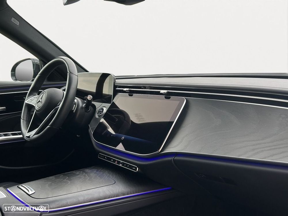Mercedes-Benz E 220 - 13