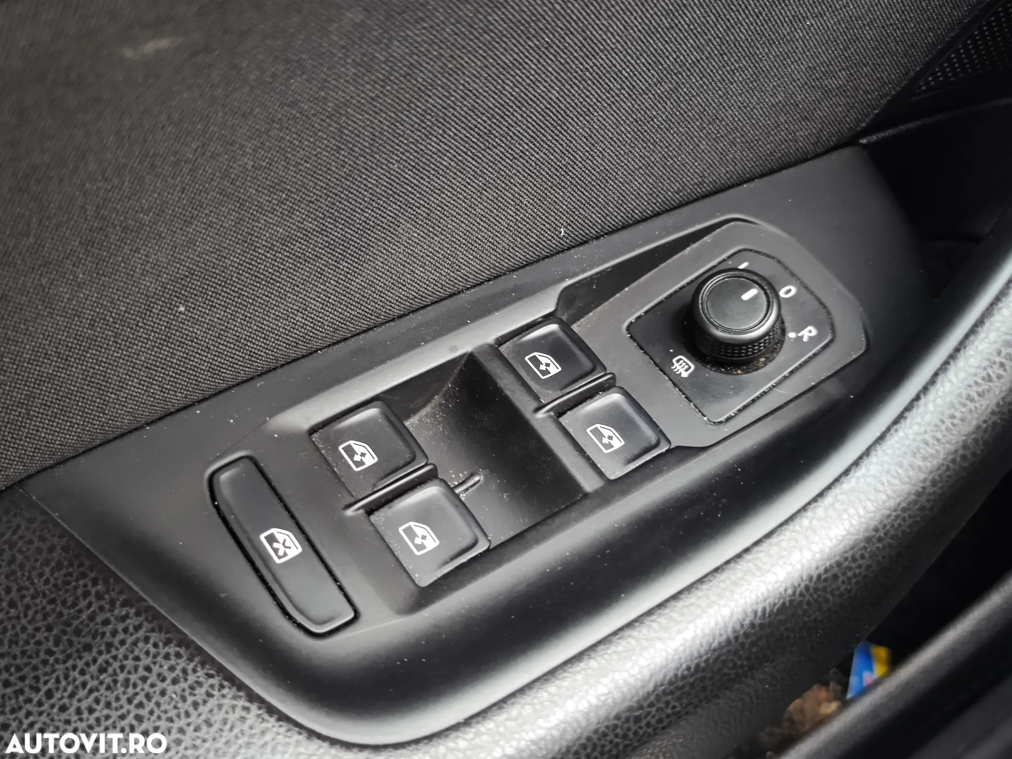 Volkswagen Passat 2.0 TDI R Executive - 24