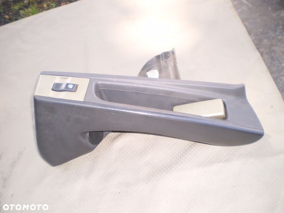 klamka wewnętrzna drzwi prawych RENAULT premium DXI