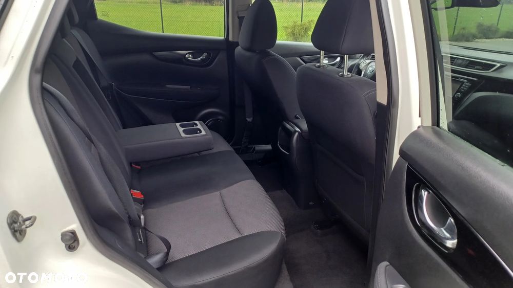 Nissan Qashqai 1.6 360 CVT - 11