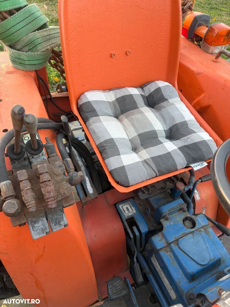 Kubota B8200 HSTD - 5