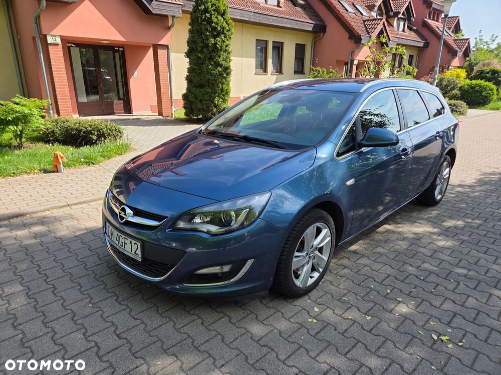 Opel Astra 1.6 CDTI Cosmo - 3