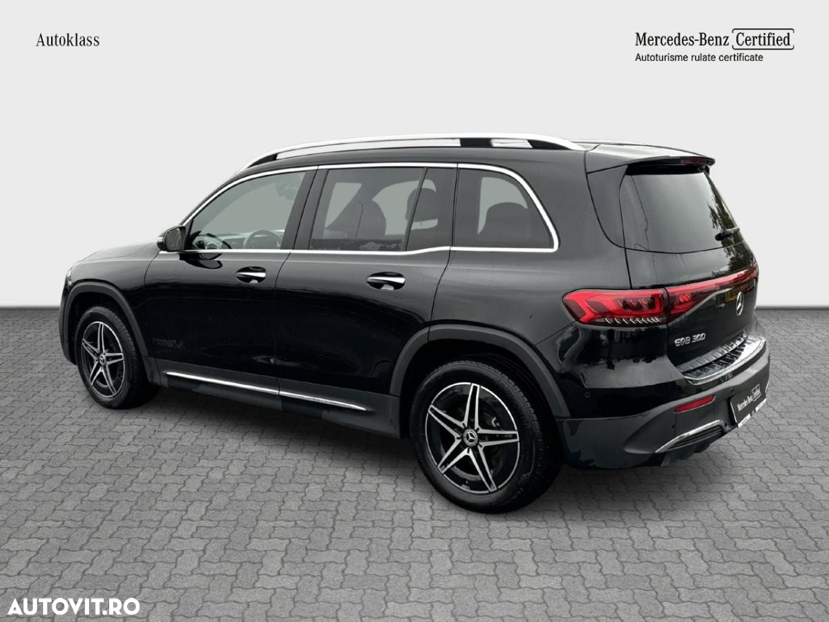 Mercedes-Benz EQB 300 4MATIC - 3