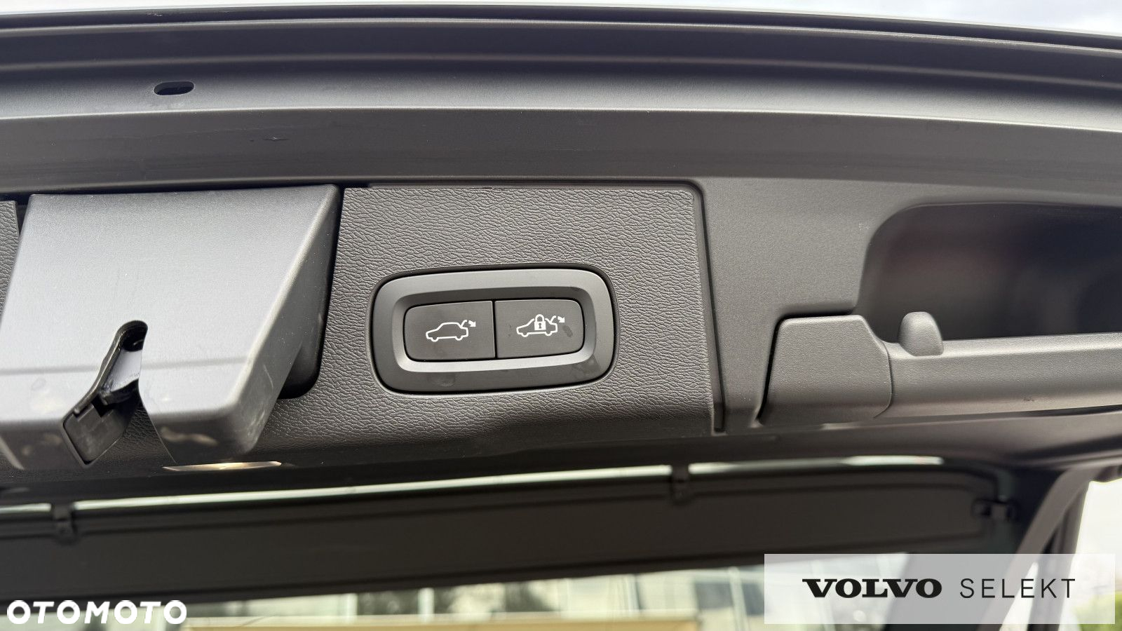 Volvo XC 60 - 25