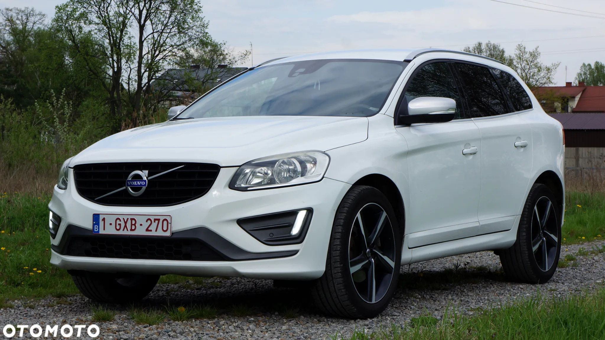 Volvo XC 60 D4 R-Design - 4
