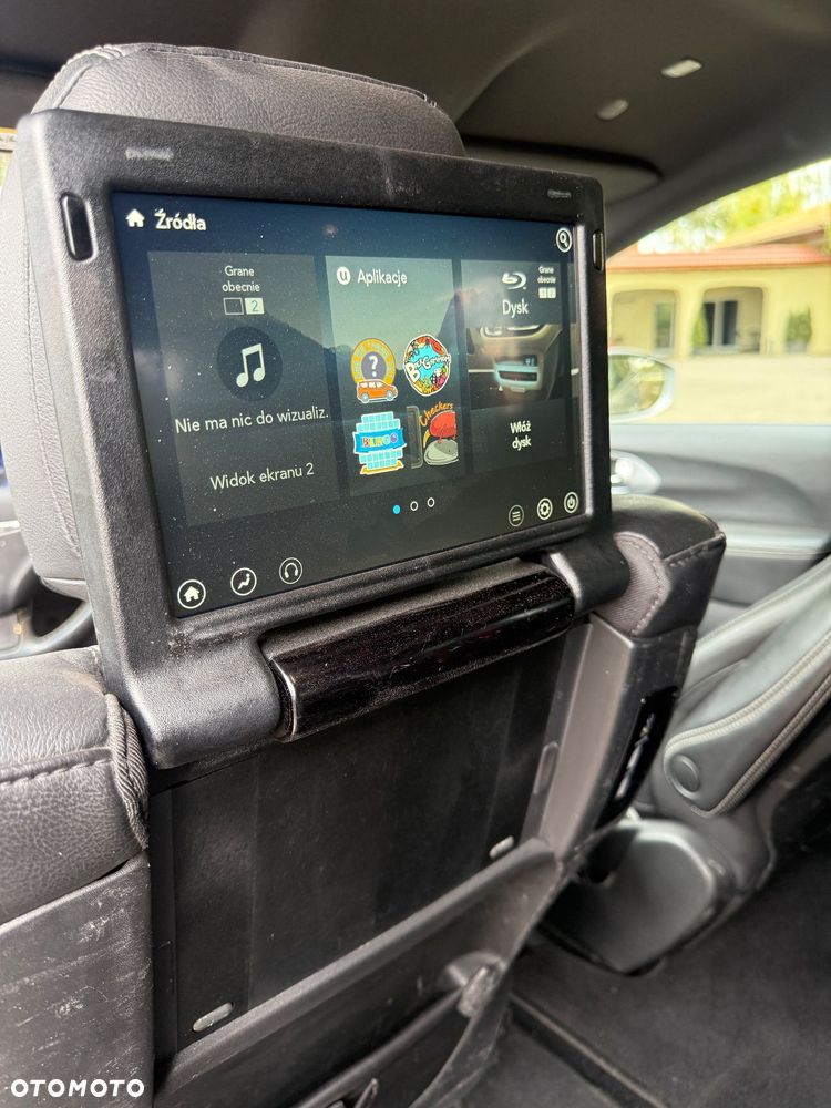 Chrysler Pacifica - 14