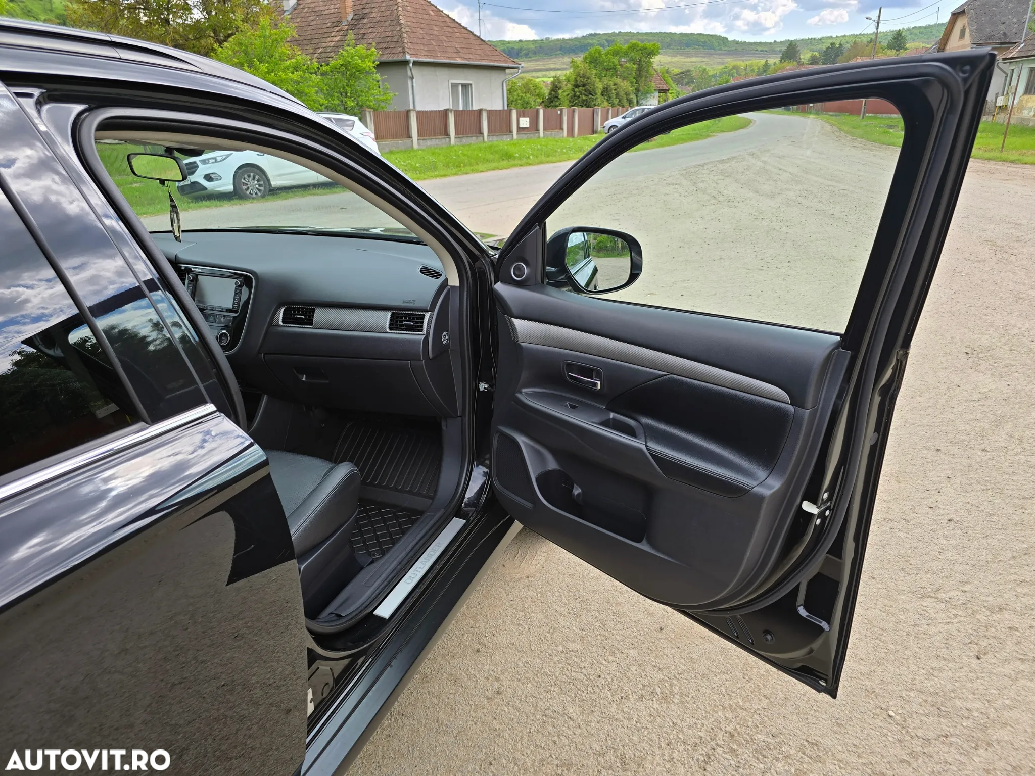 Mitsubishi Outlander 2.2 DI-D 4WD Instyle - 33
