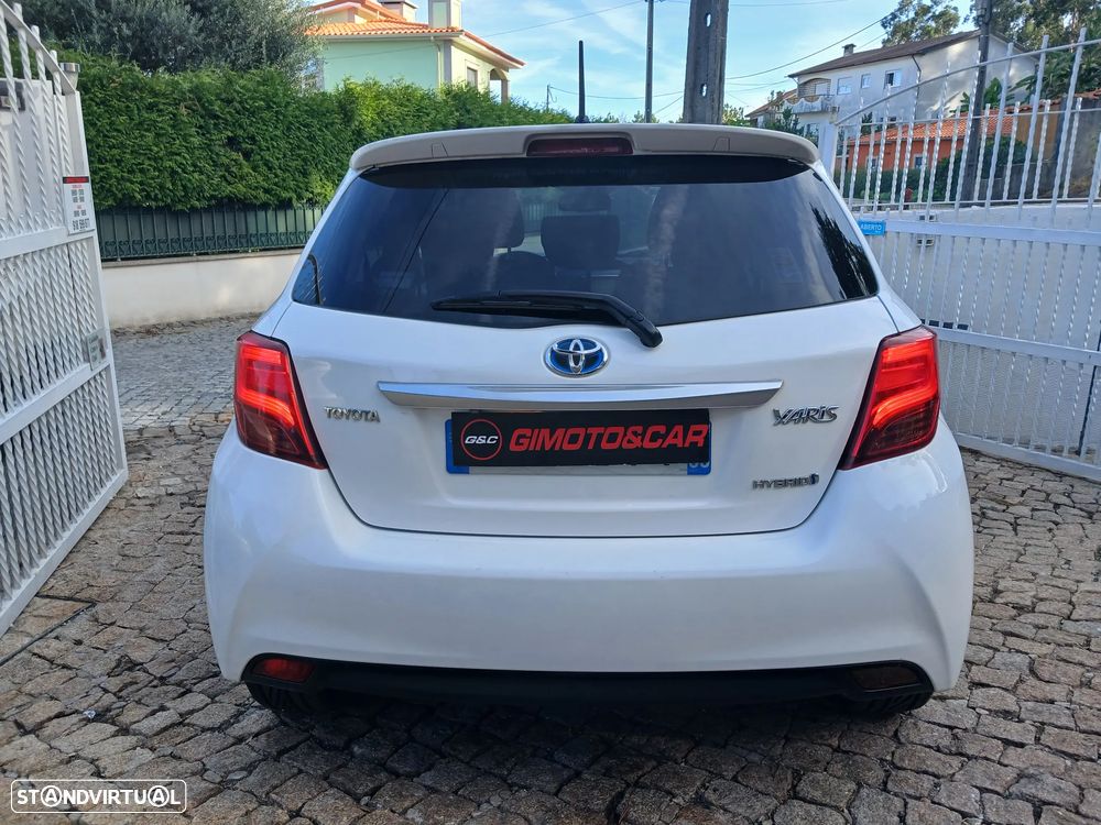 Toyota Yaris 1.5 HSD Exclusive - 3