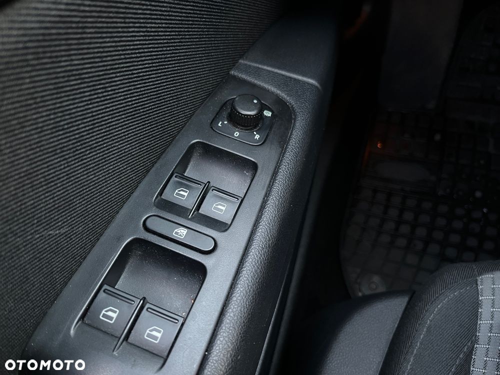 Skoda Superb 1.6 TDI Ambition - 27