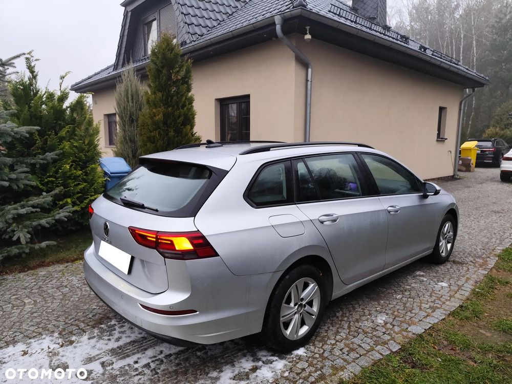 Volkswagen Golf - 10