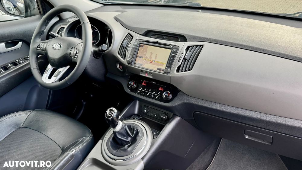 Kia Sportage 2.0 CRDI 2WD Spirit - 6