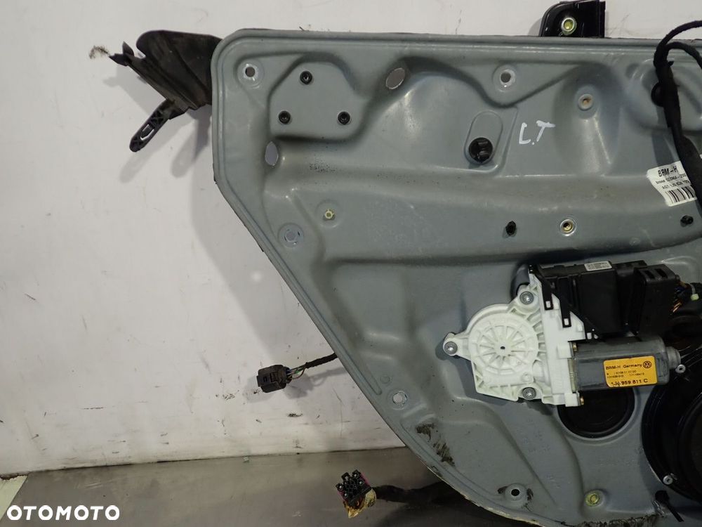 PODNOŚNIK SZYB LEWY TYŁ VOLKSWAGEN BORA - 3