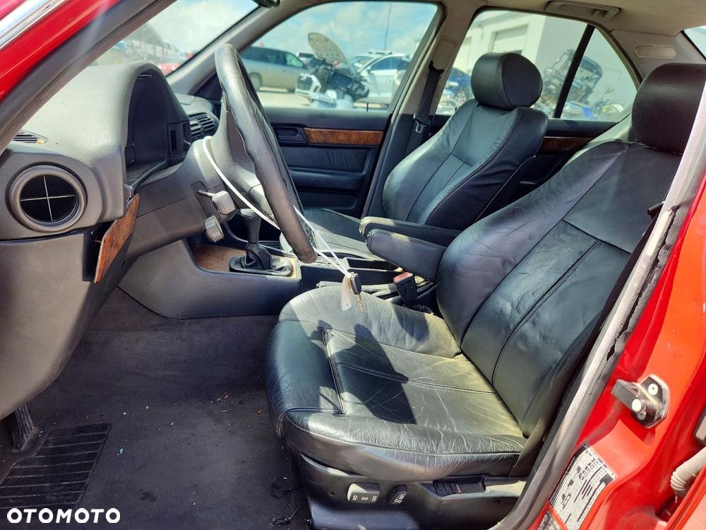 BMW Seria 5 540i - 7
