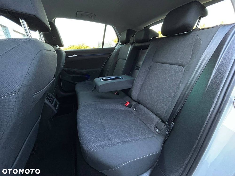 Volkswagen Golf 1.0 eTSI Life DSG - 19