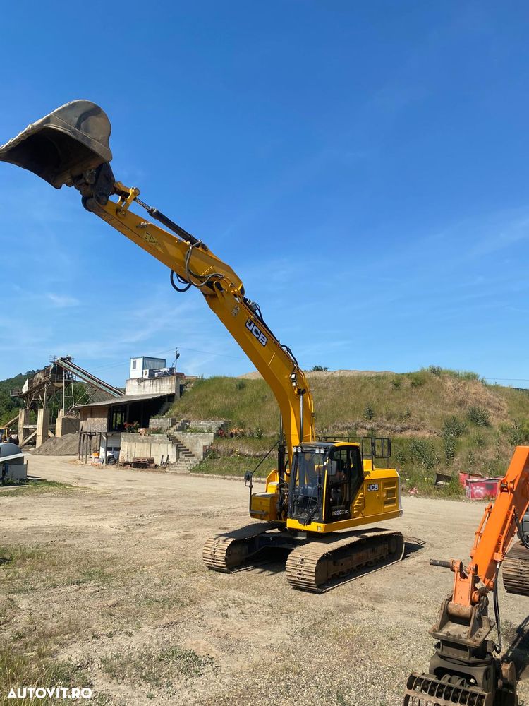 JCB 220 X L - 2