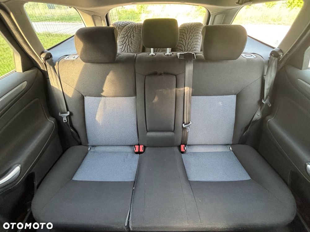 Ford Mondeo 2.0 TDCi Ambiente - 9
