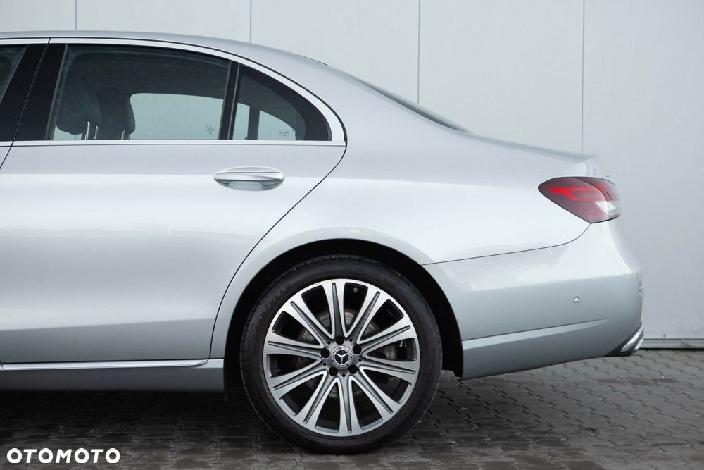 Mercedes-Benz Klasa E - 15