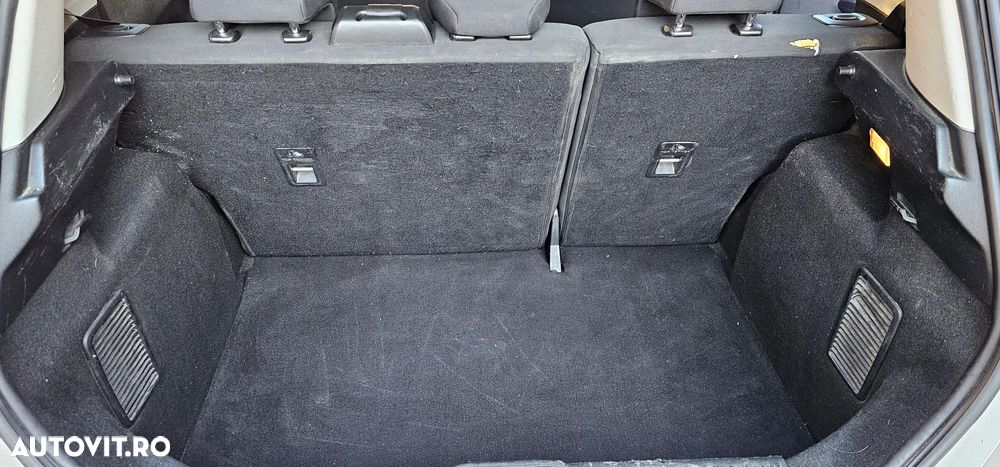 Ford Fiesta 1.1 Trend - 12