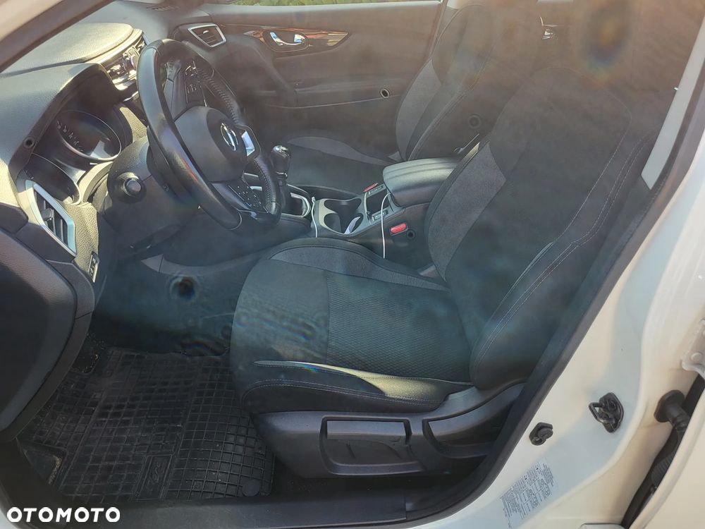 Nissan Qashqai - 8