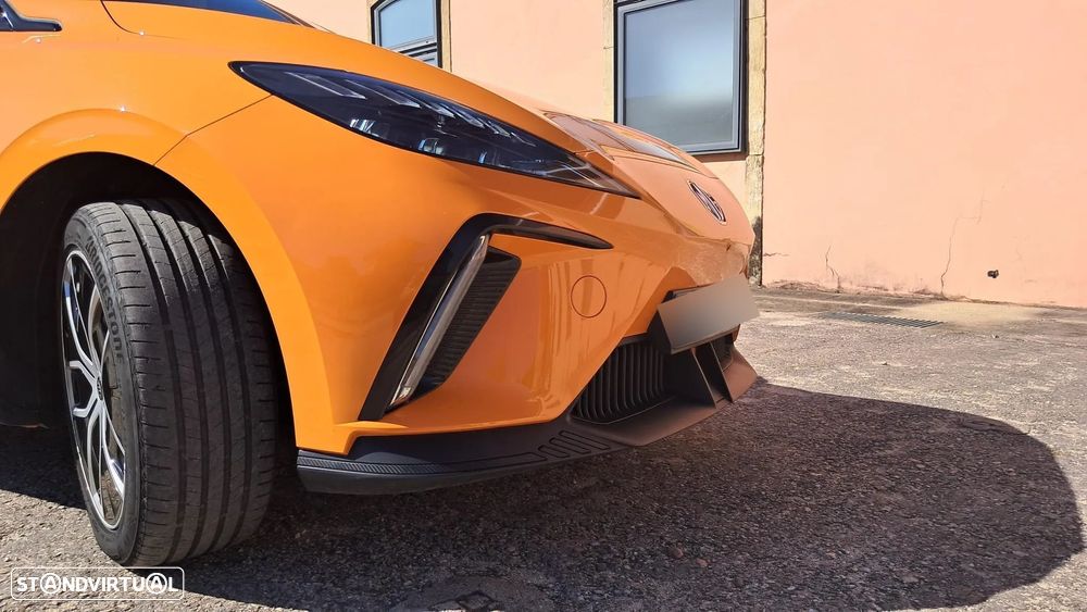 MG MG4 64 kWh Luxury - 5