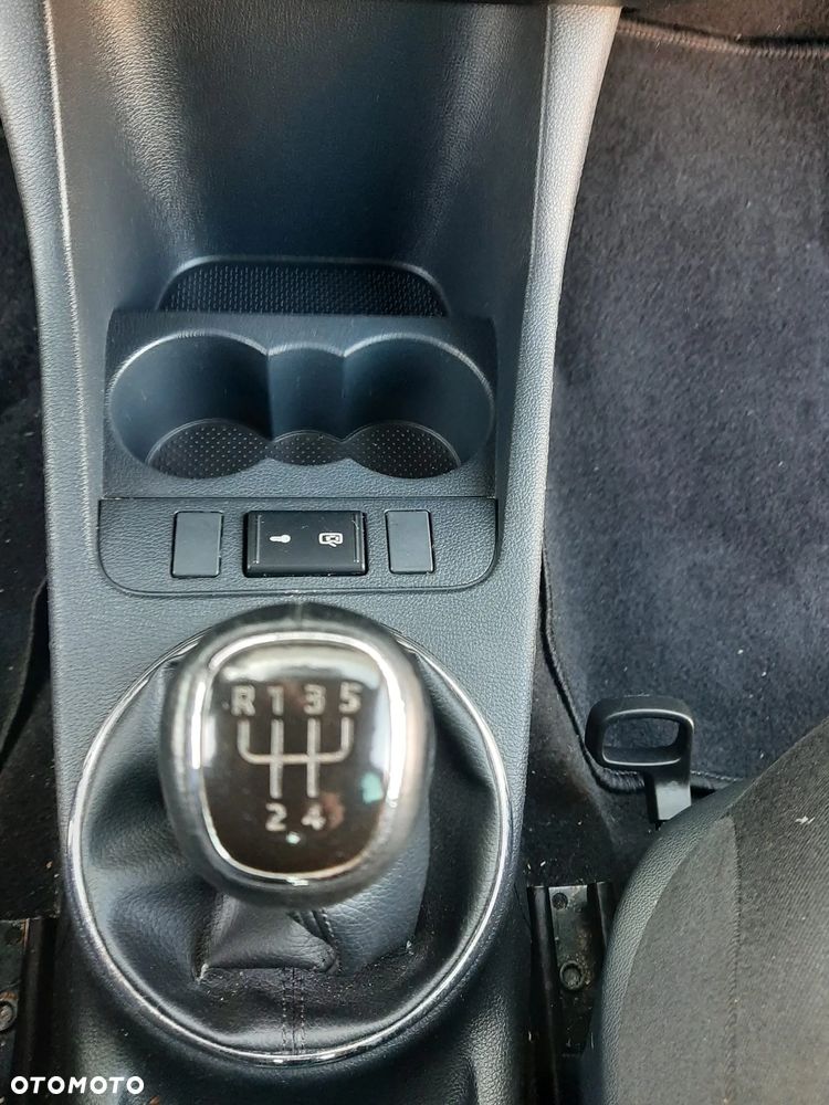 Skoda Roomster 1.2 TSI FAMILY - 22