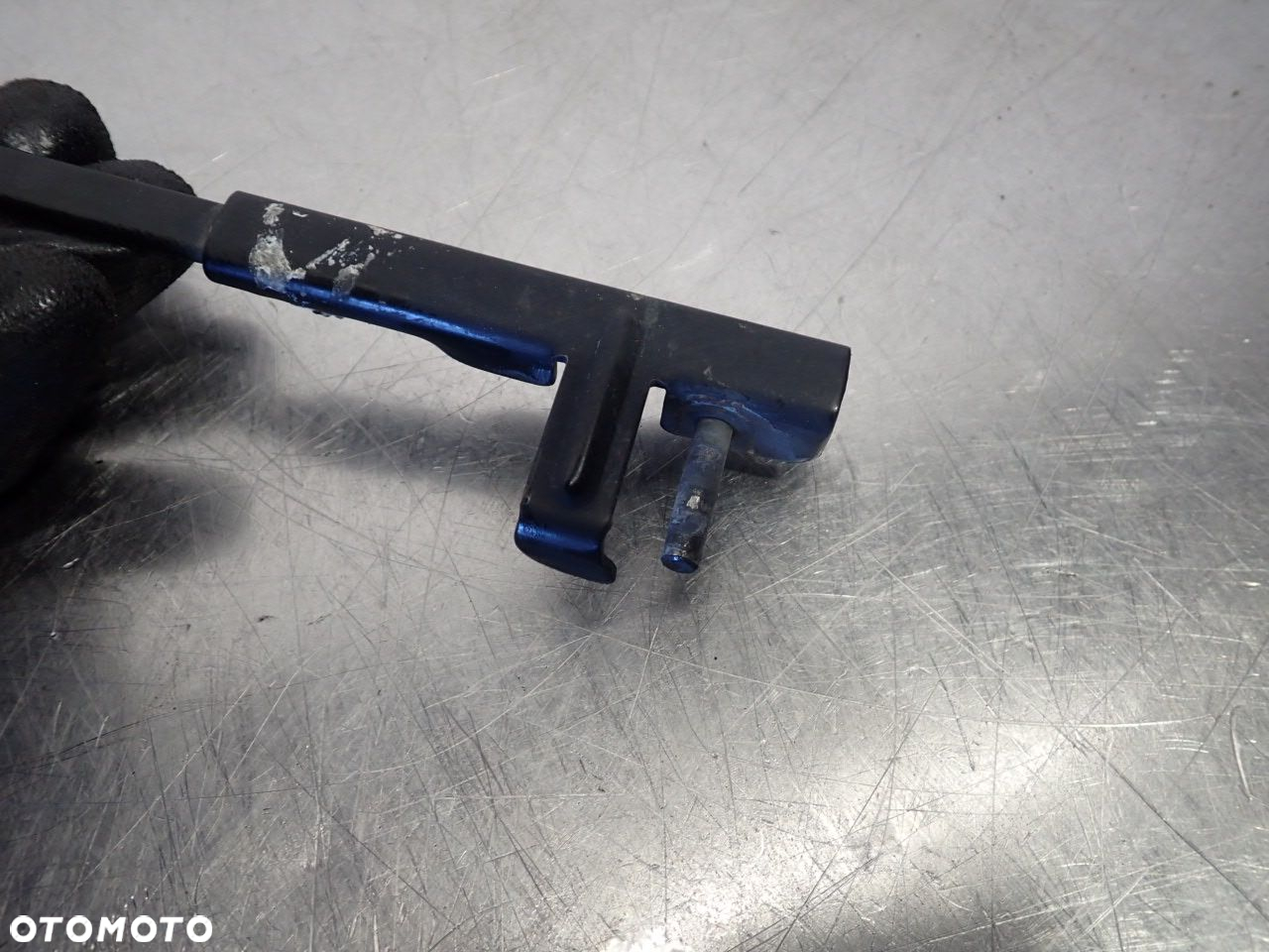 RAMIĘ WYCIERACZKI PRZÓD LEWE FORD FOCUS MK2   4M5117526AD - 6