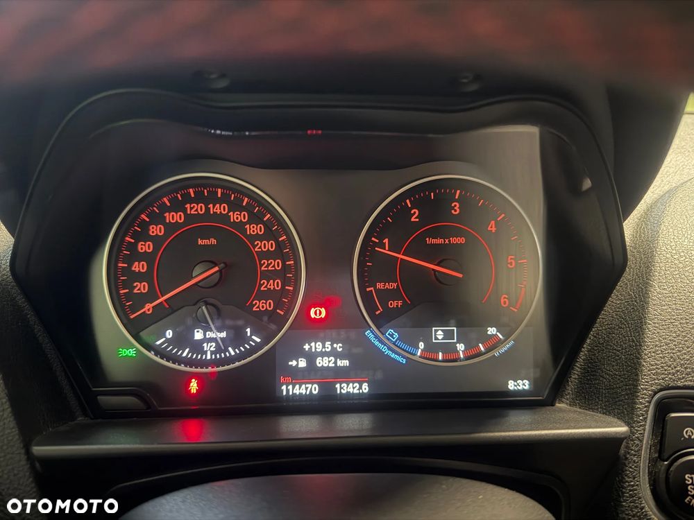 BMW Seria 1 118d Sport Line - 19
