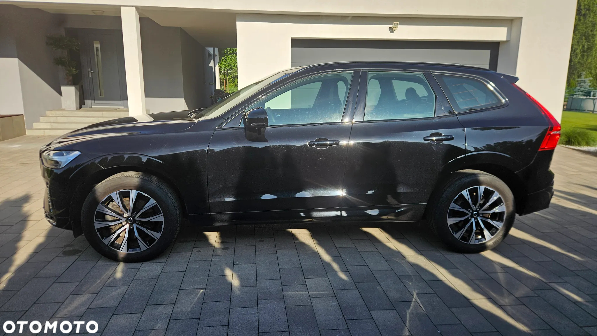 Volvo XC 60 B4 D AWD R-Design - 23
