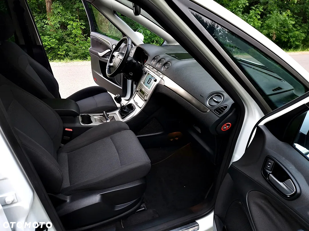 Ford S-Max 2.0 TDCi Titanium - 25