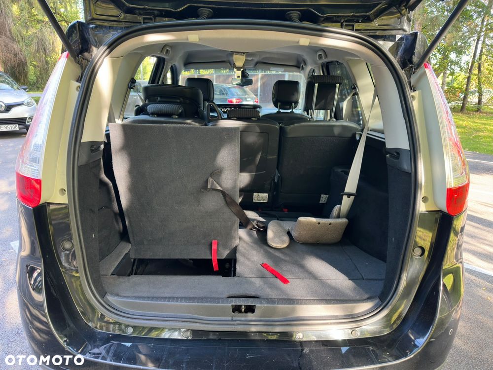 Renault Scenic Energy dCi 130 Start & Stop Bose Edition - 17