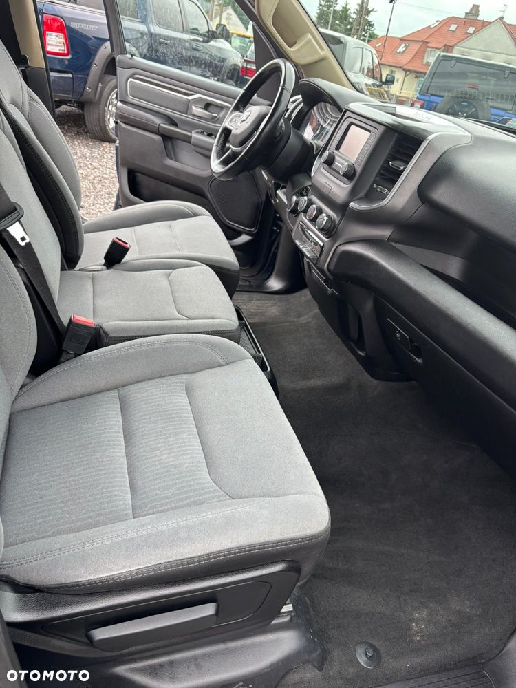 RAM 1500 5.7 Quad Cab Bighorn - 16