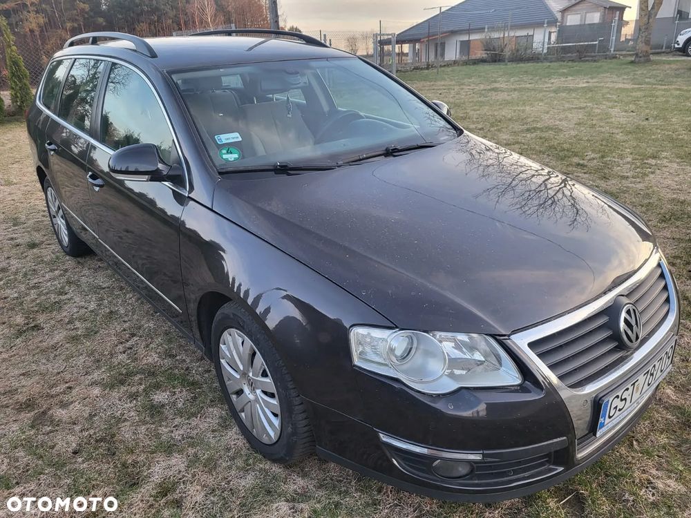 Volkswagen Passat 2.0 TDI Comfortline DSG - 2