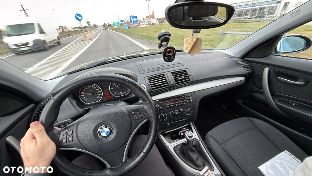 BMW Seria 1 118d - 3