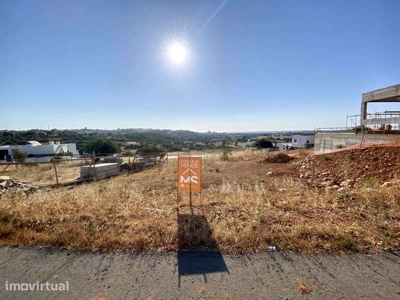 Lote para construção - Grande imagem: 2/4